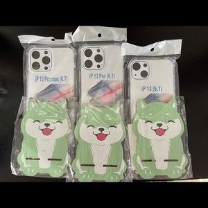 iPhone13/13pro/13 pro max clear cases all come with 1 free phone holder